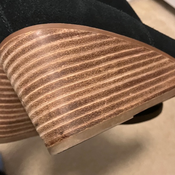 TOMS Classic Black Ankle Boots - Picture 8 of 10